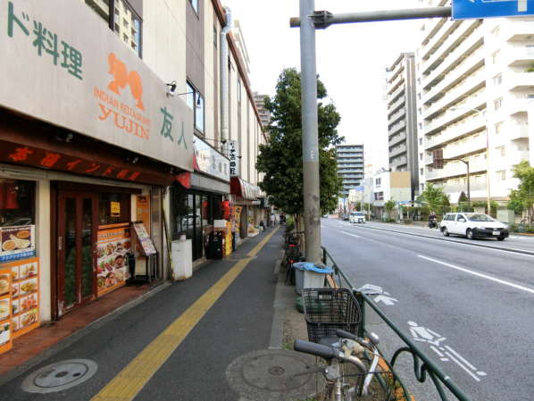 サンパークマンション高田馬場アプローチ3